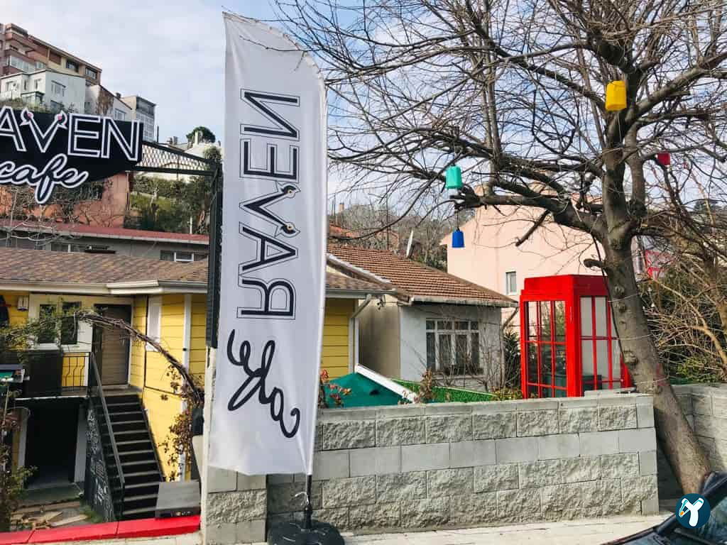 Raven Cafe Kuzguncuk