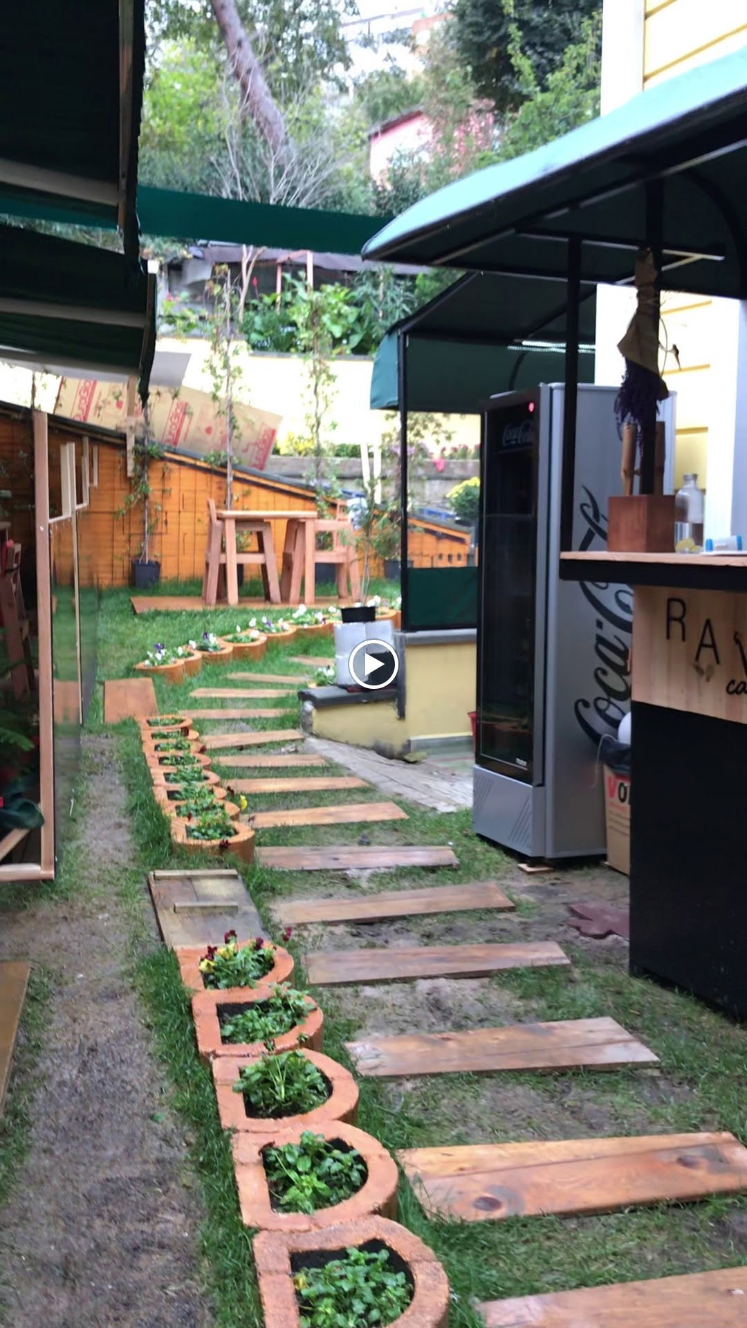 Raven Cafe Kuzguncuk
