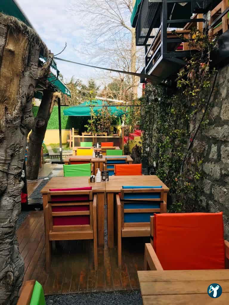 Raven Cafe Kuzguncuk