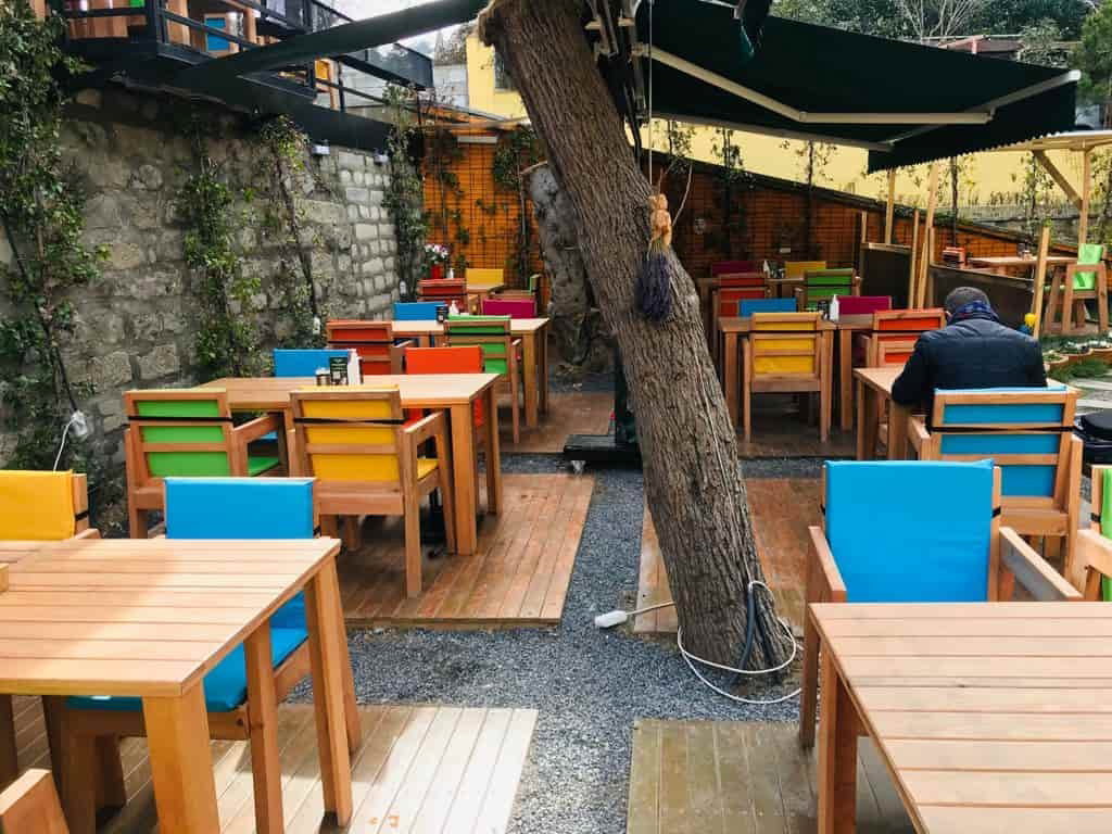 Raven Cafe Kuzguncuk