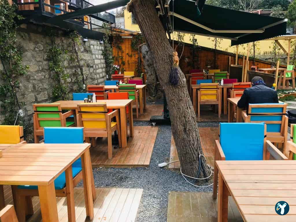 Raven Cafe Kuzguncuk