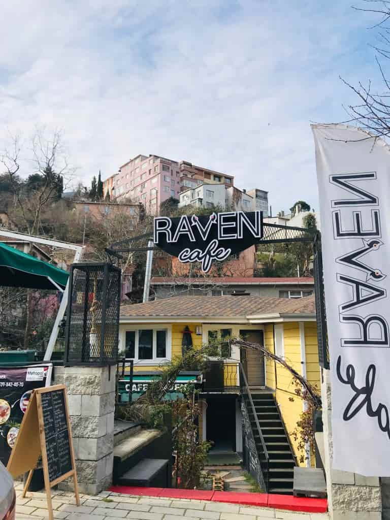 Raven Cafe Kuzguncuk