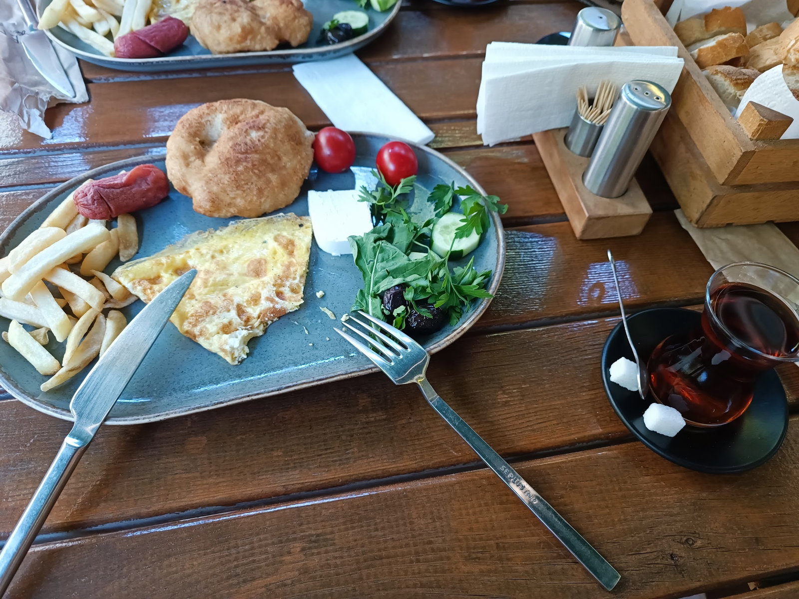 Raven Cafe Kuzguncuk