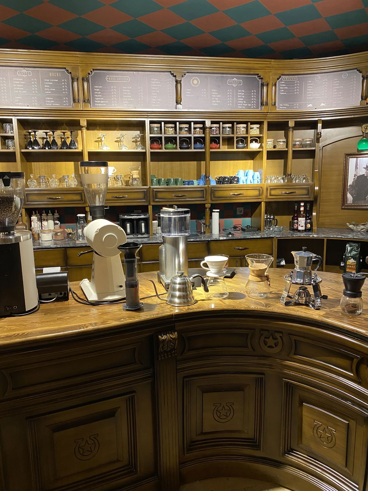 Caffeine Coffee Mersin