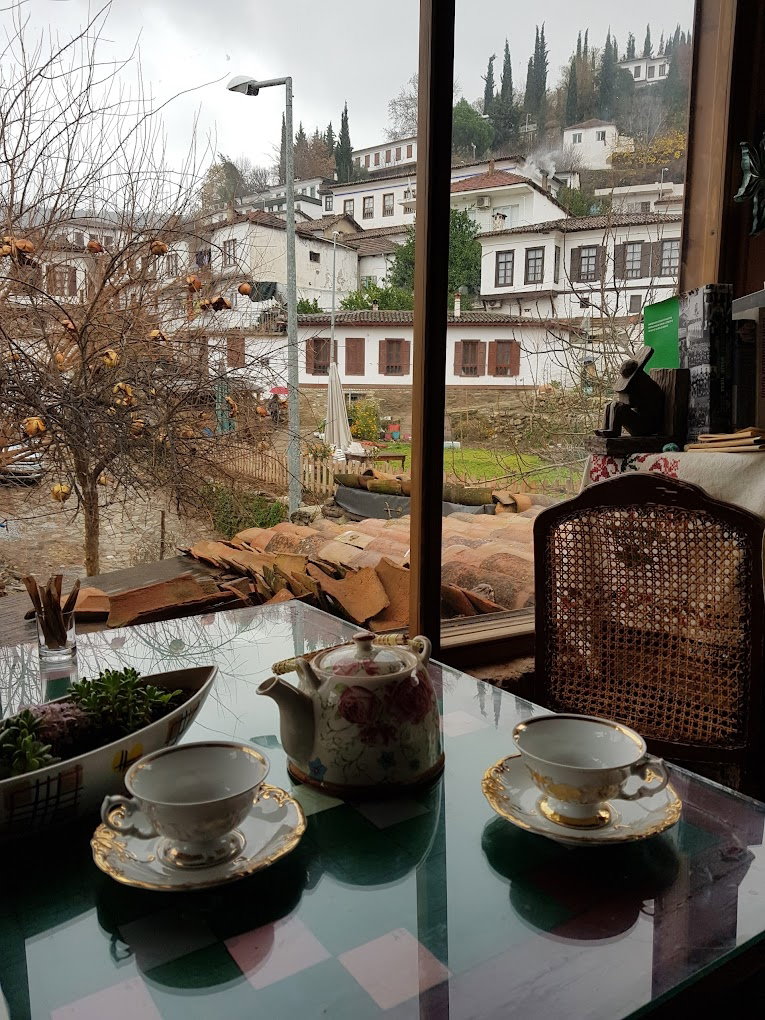 Nikbin Yamaç