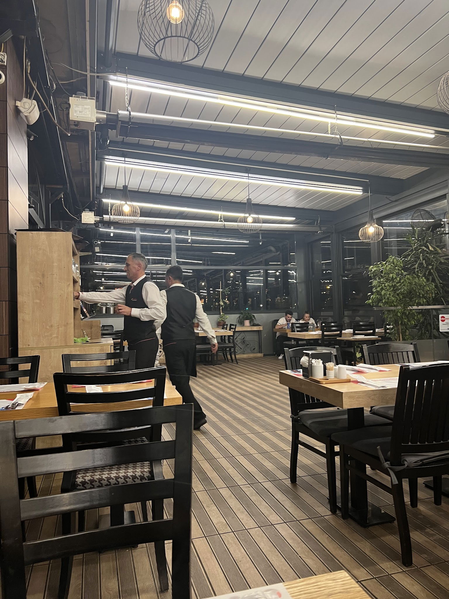 Köroğlu Işkembecisi Metromall