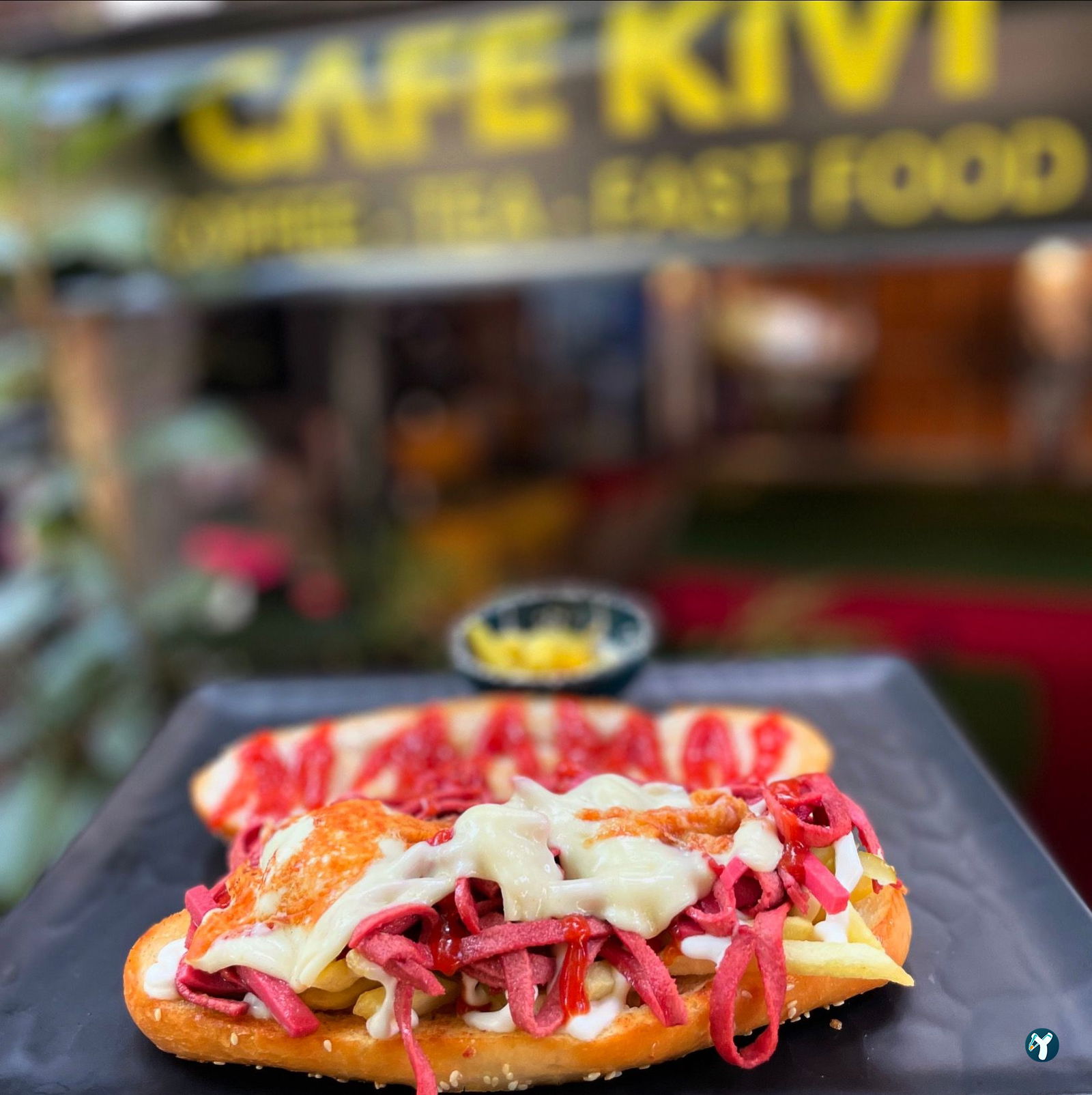 Cafe Ki̇vi̇