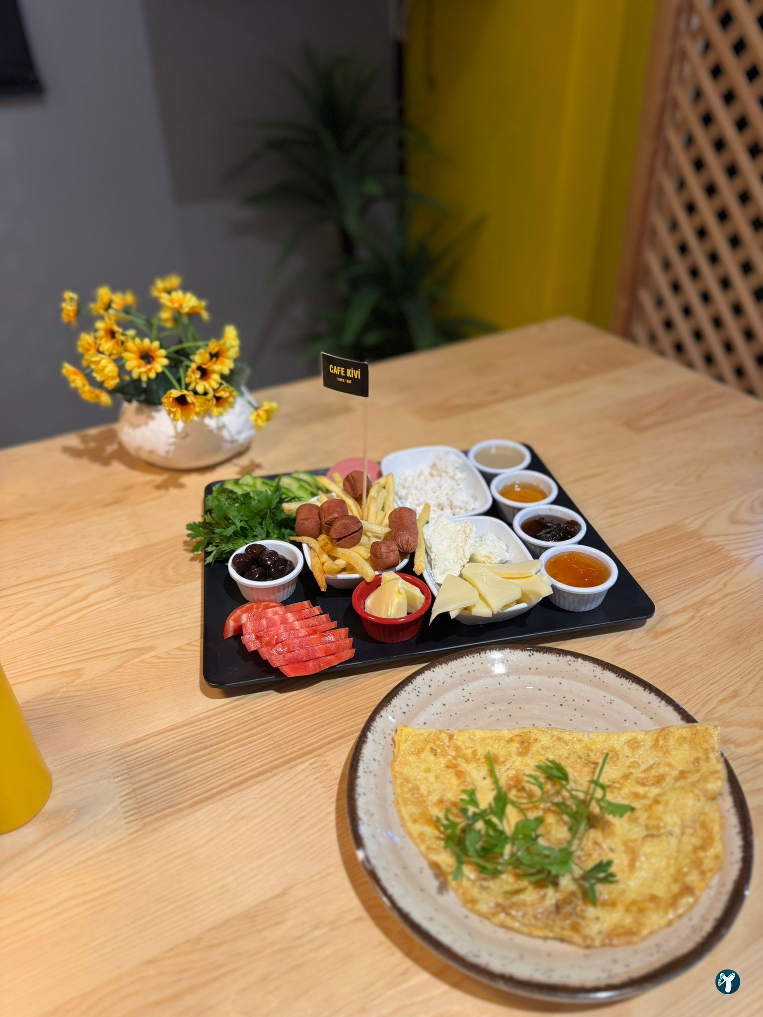 Cafe Ki̇vi̇