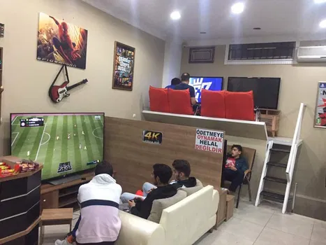Atışalanı Playstation Cafe resimleri
