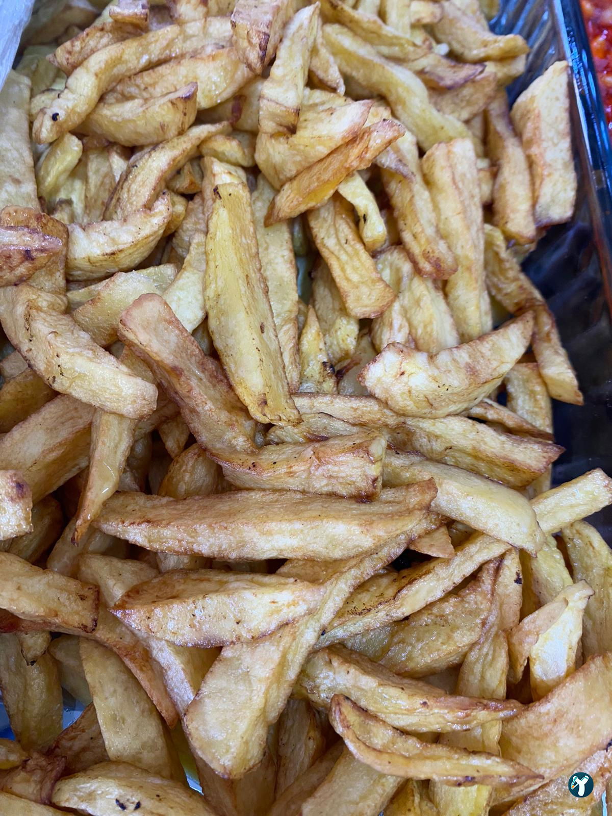 Lezzet Lokantası