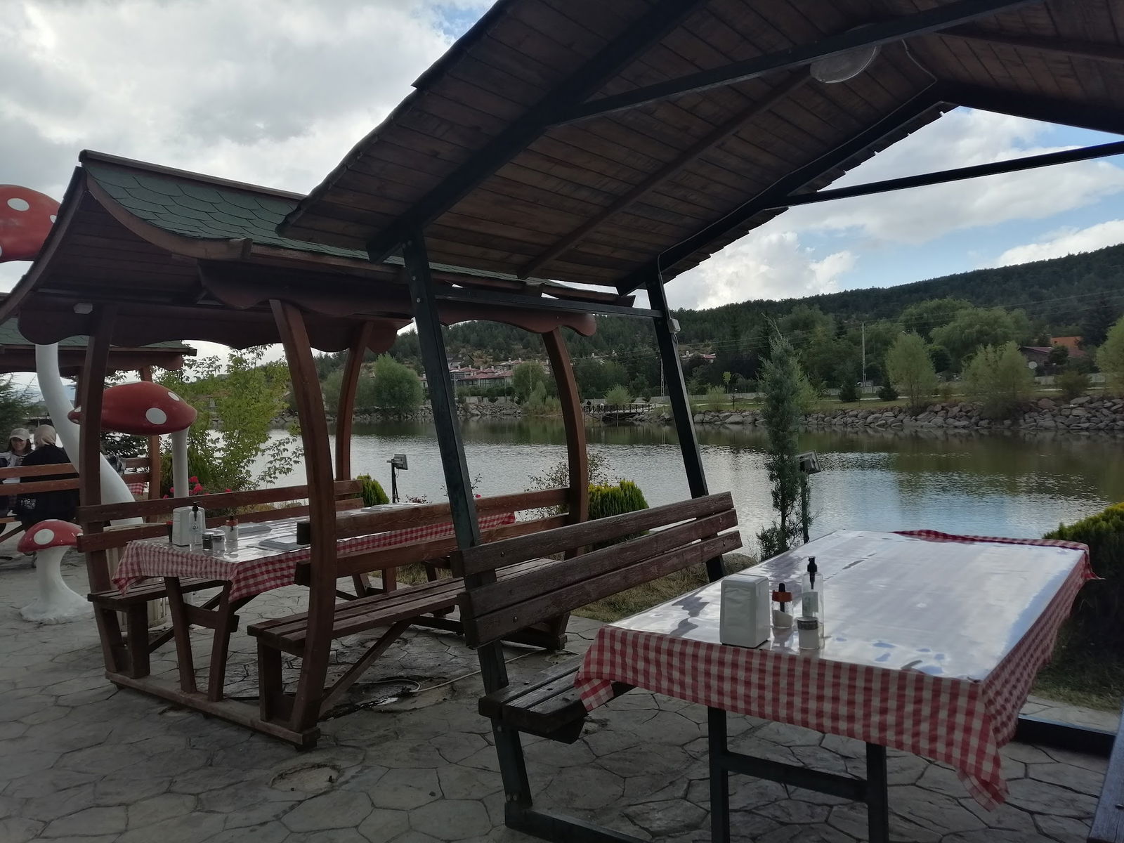 Çamlıdere Gölpark Tesisleri (Düğün, Kahvaltı, Mangal)