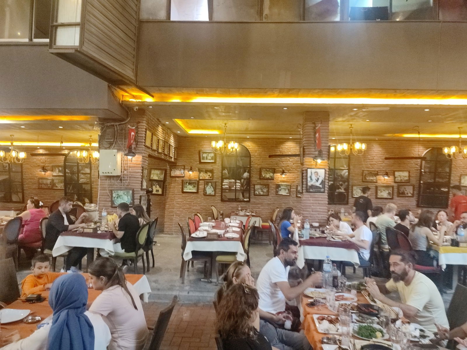 Kazancılar Restoran Büyüksaat
