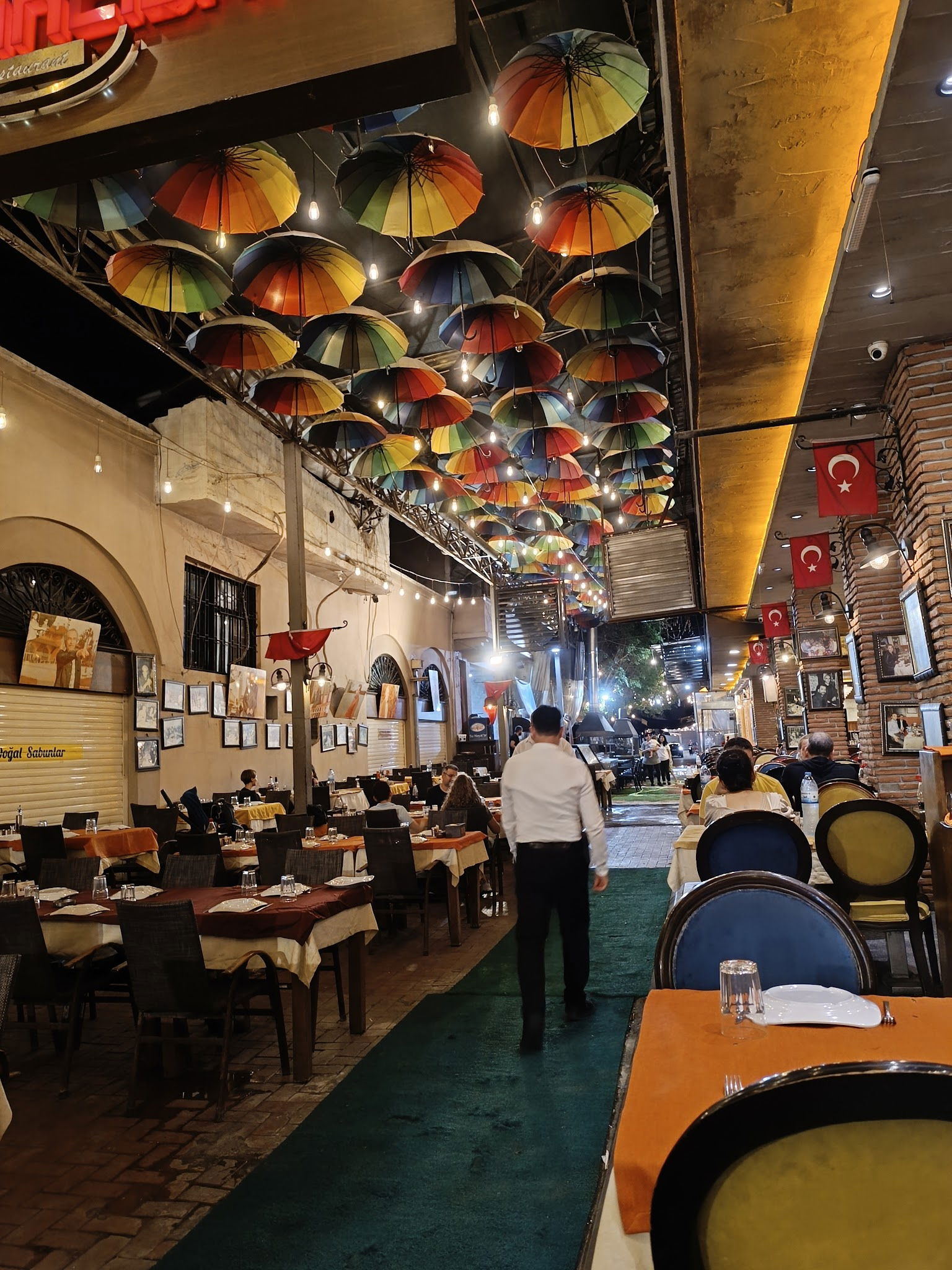 Kazancılar Restoran Büyüksaat