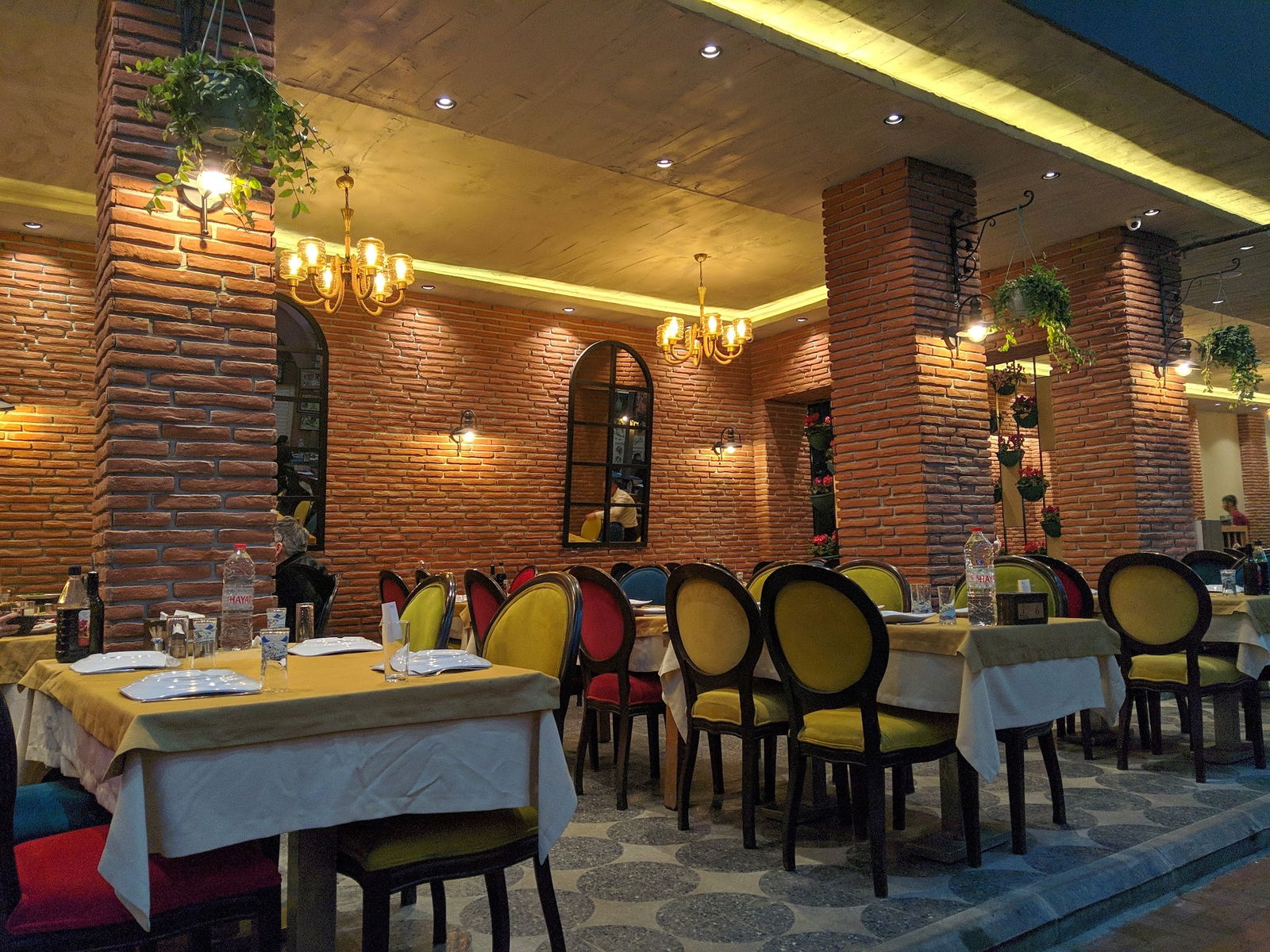 Kazancılar Restoran Büyüksaat