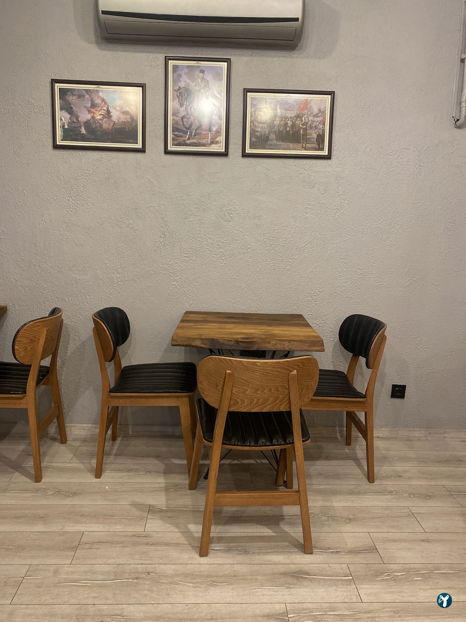 La Bella Cafe