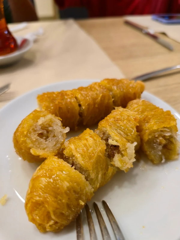 Muammer Usta Cağ Kebap Ve Kadayıf Dolması