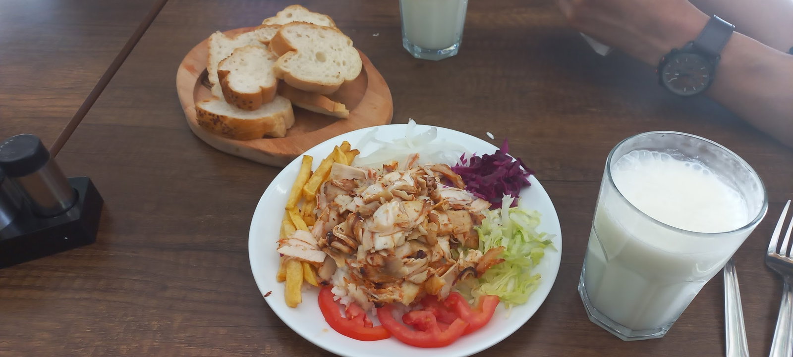 Pi̇erreloti̇ Döner Fast Food Büfe