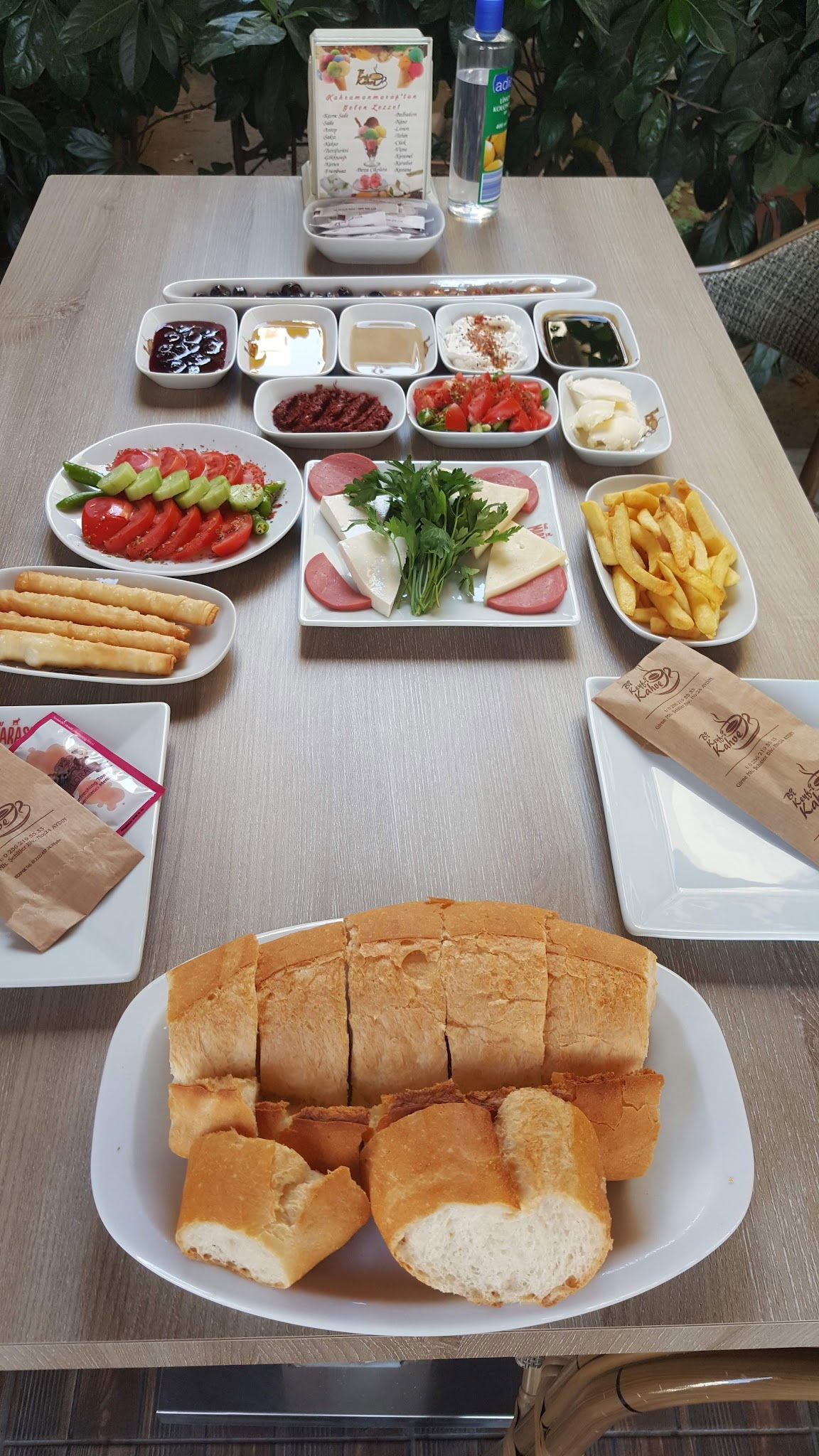 Bi Keyf-I Kahve Cafe Aydın Girne Kahvaltı Noktası