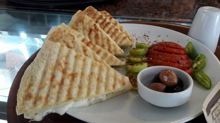 Bi Keyf-I Kahve Cafe Aydın Girne Kahvaltı Noktası