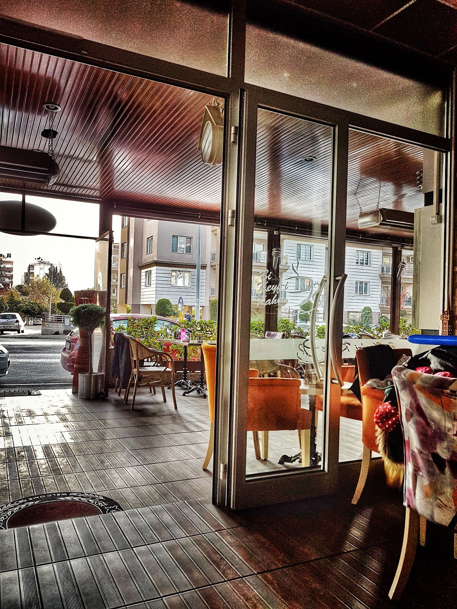 Bi Keyf-I Kahve Cafe Aydın Girne Kahvaltı Noktası