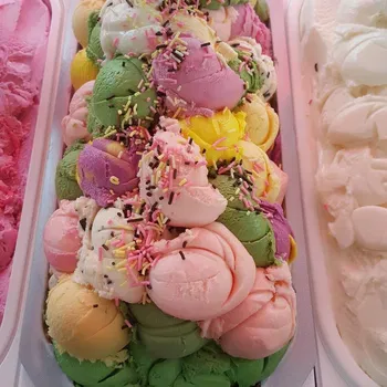 Bi Keyf-I Kahve Cafe Aydın Girne Kahvaltı Noktası resimleri