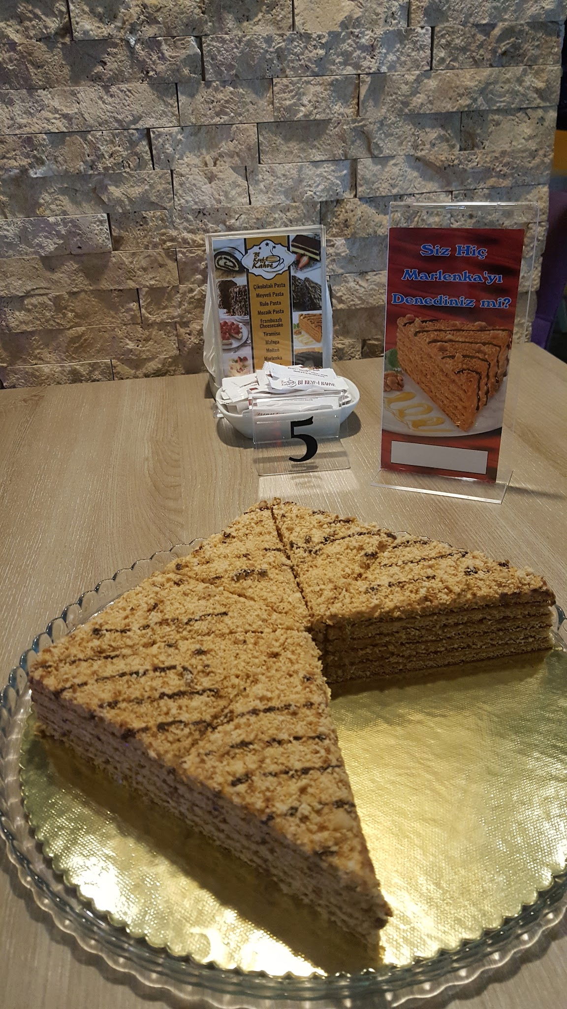 Bi Keyf-I Kahve Cafe Aydın Girne Kahvaltı Noktası