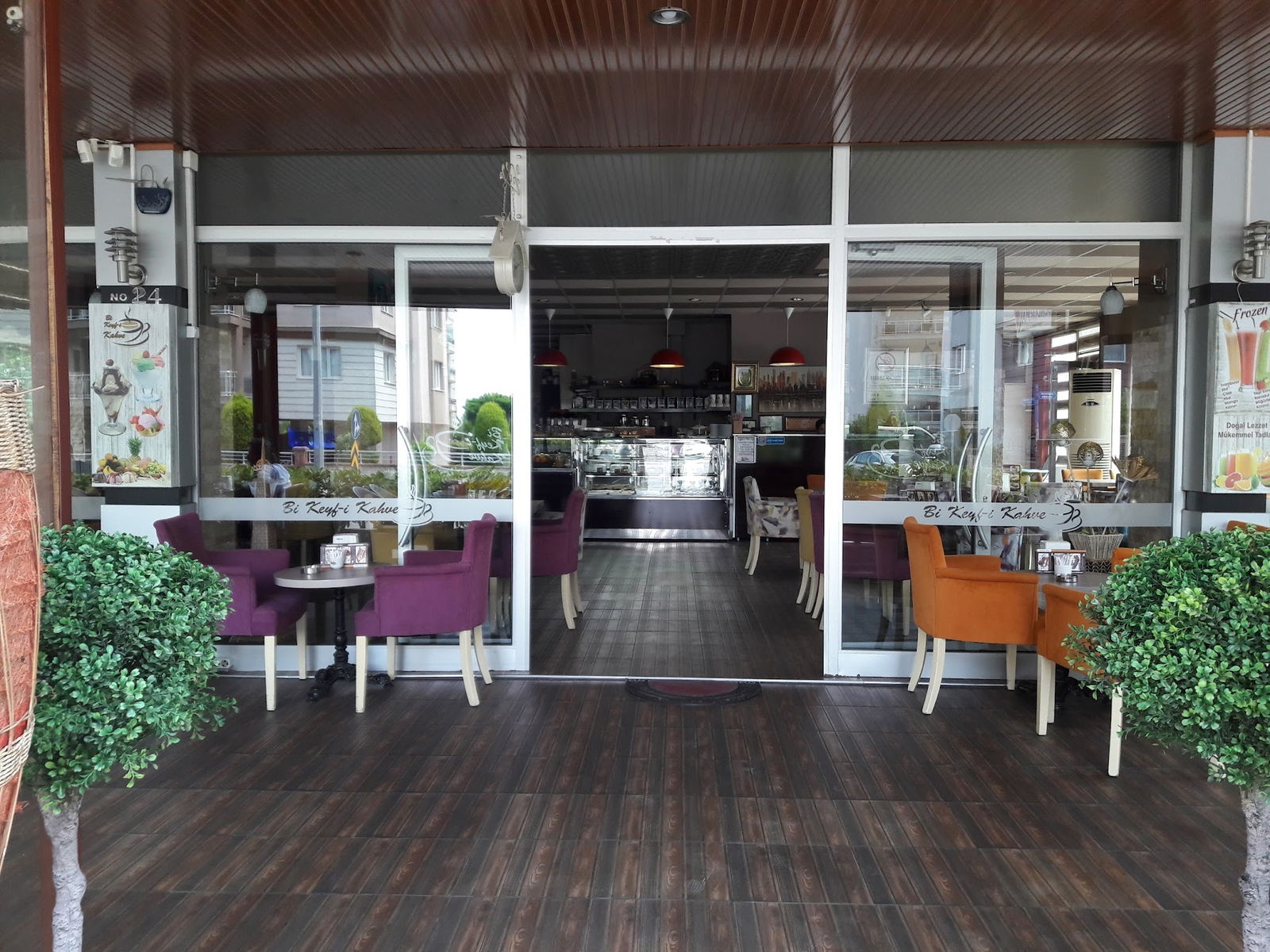 Bi Keyf-I Kahve Cafe Aydın Girne Kahvaltı Noktası