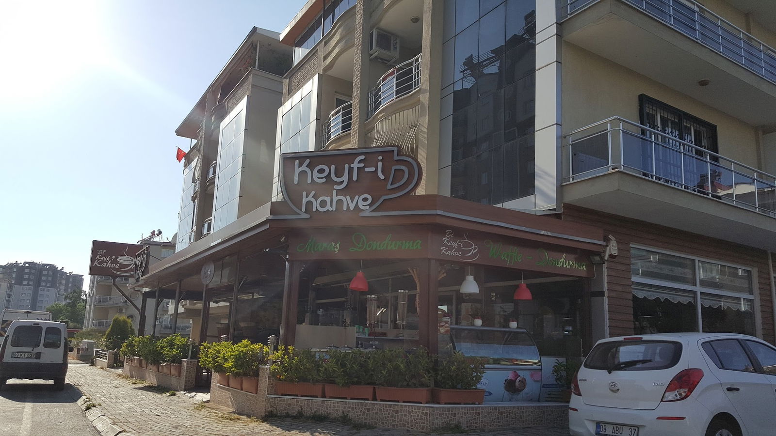 Bi Keyf-I Kahve Cafe Aydın Girne Kahvaltı Noktası