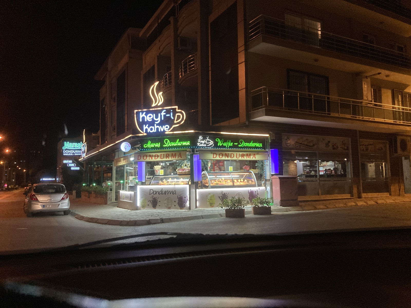 Bi Keyf-I Kahve Cafe Aydın Girne Kahvaltı Noktası