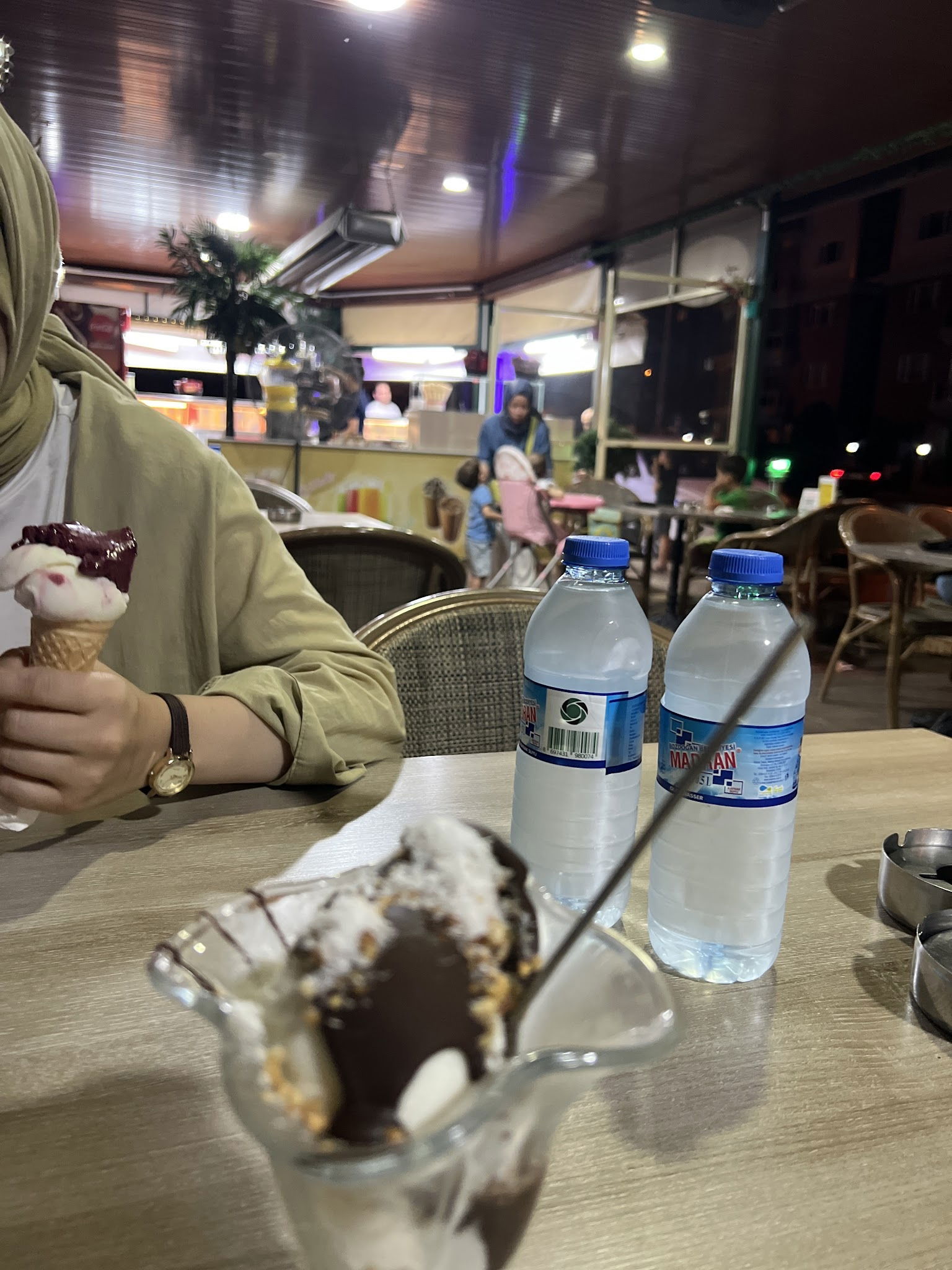 Bi Keyf-I Kahve Cafe Aydın Girne Kahvaltı Noktası