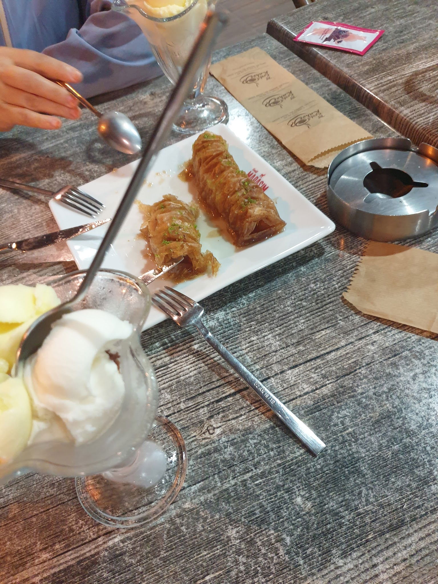 Bi Keyf-I Kahve Cafe Aydın Girne Kahvaltı Noktası