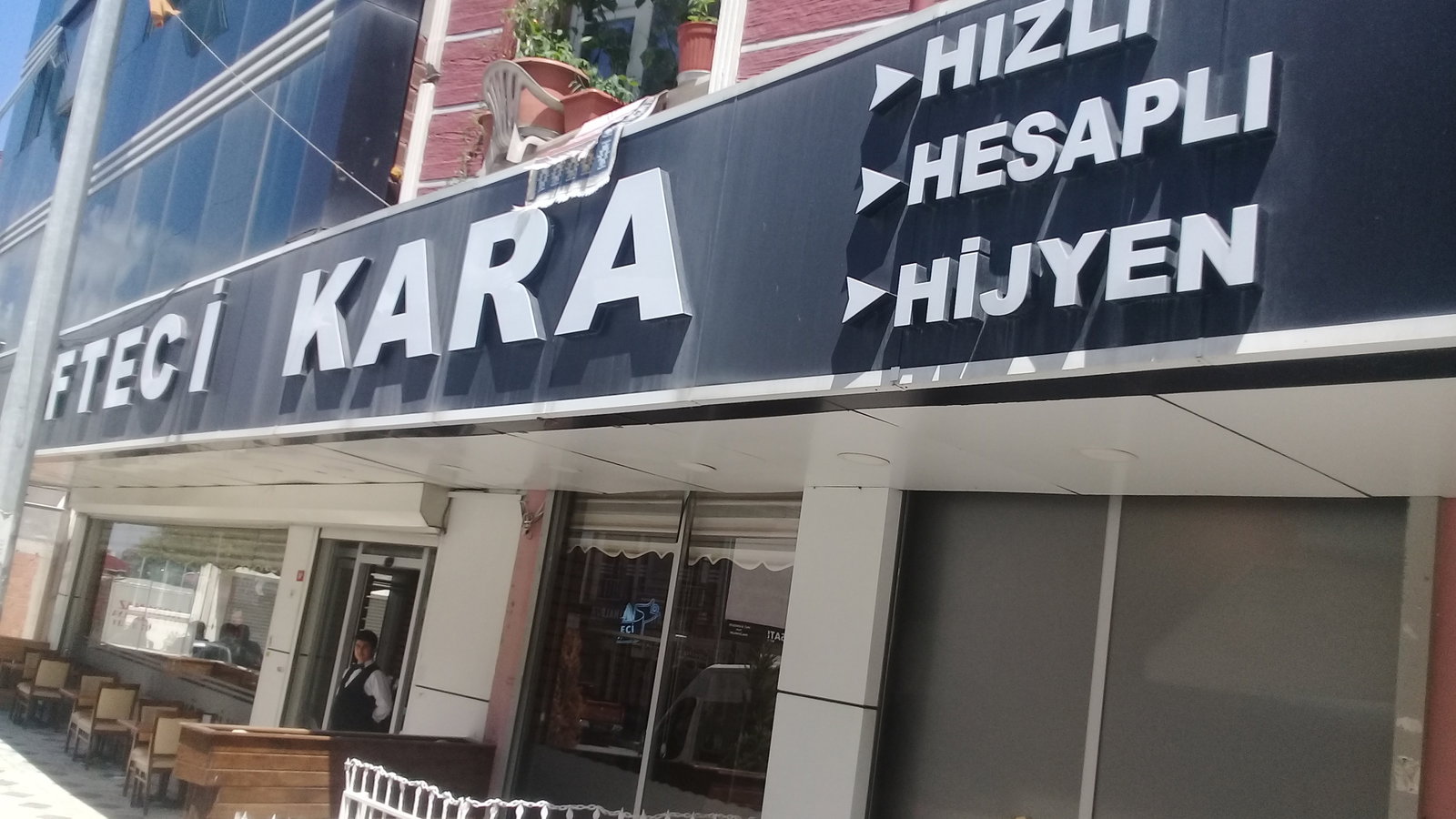Köfteci Kara Arnavutköy Şubesi