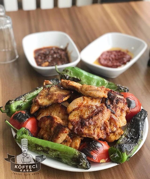 Köfteci Kara Arnavutköy Şubesi