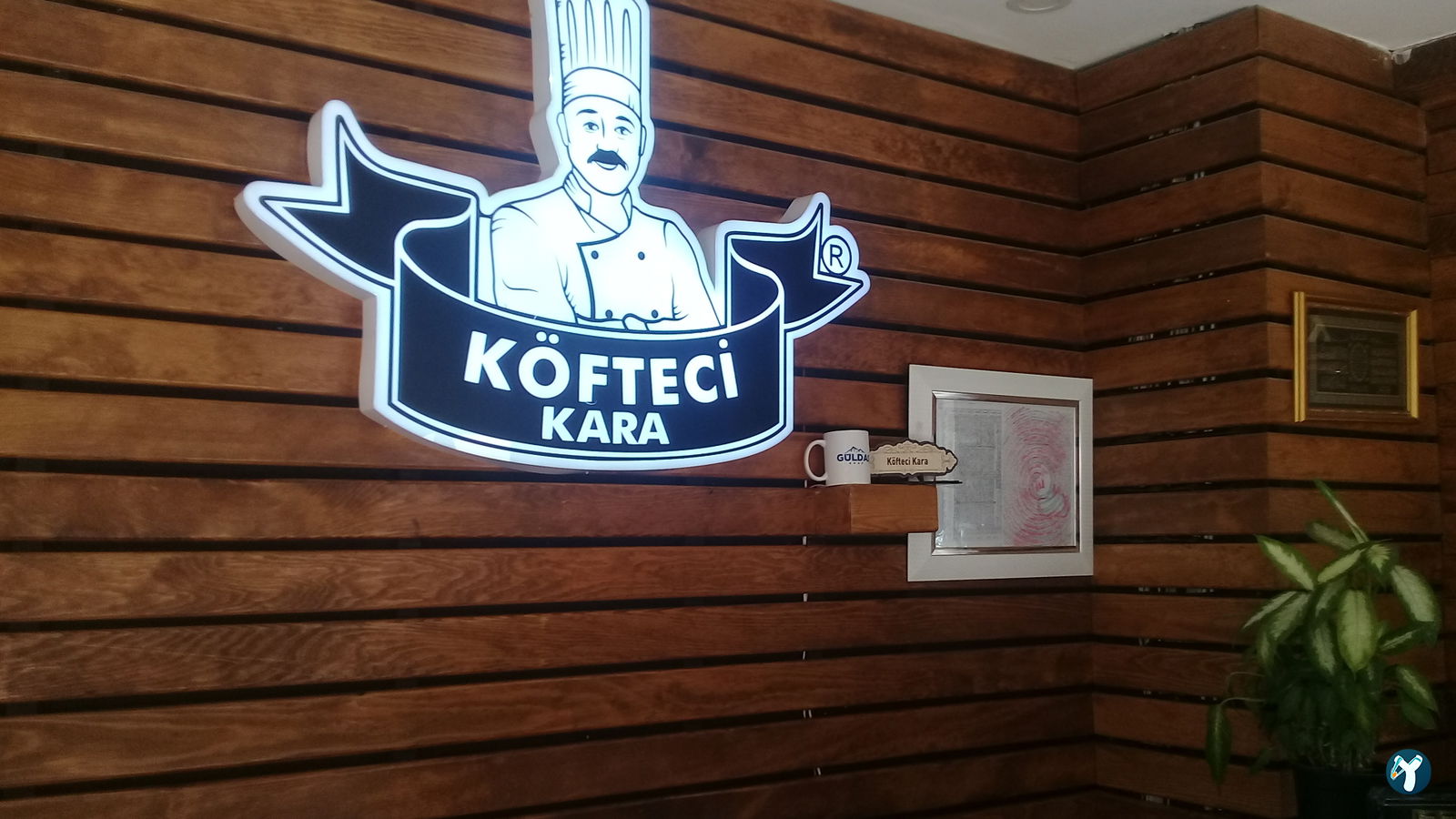 Köfteci Kara Arnavutköy Şubesi