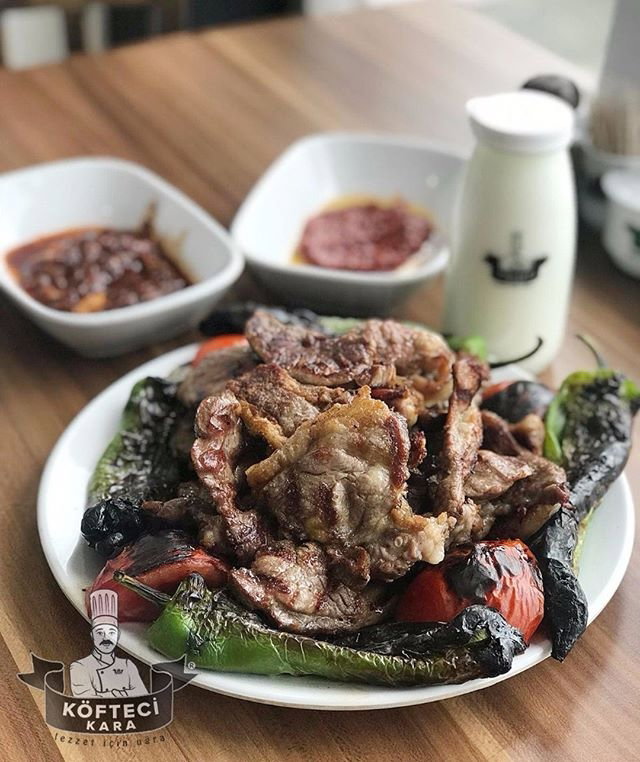 Köfteci Kara Arnavutköy Şubesi