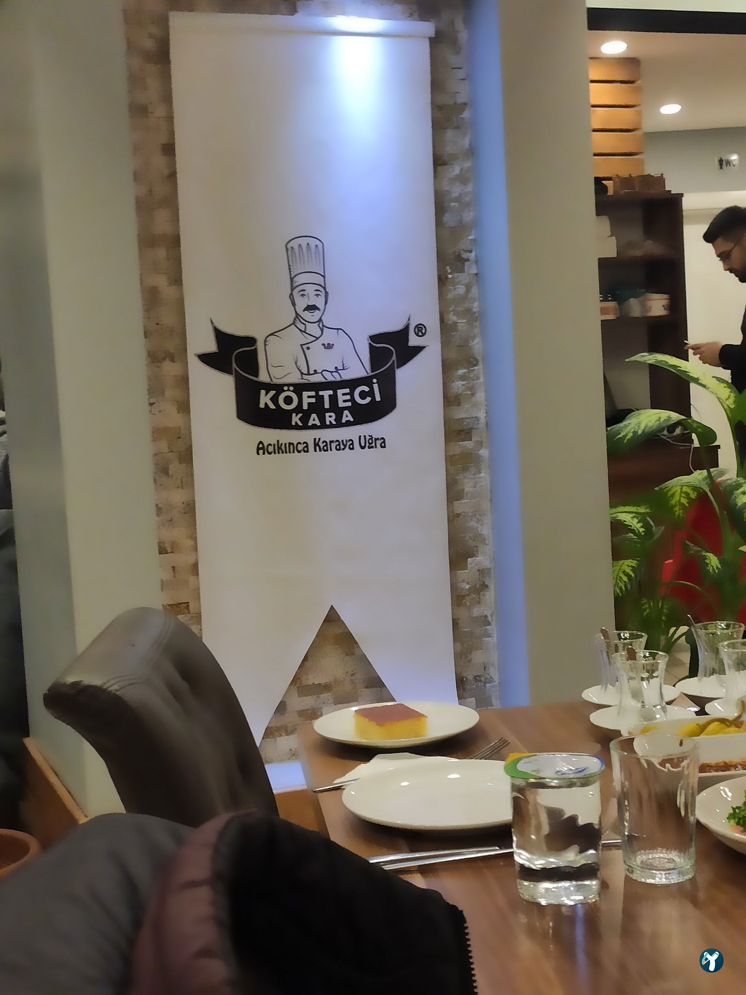 Köfteci Kara Arnavutköy Şubesi