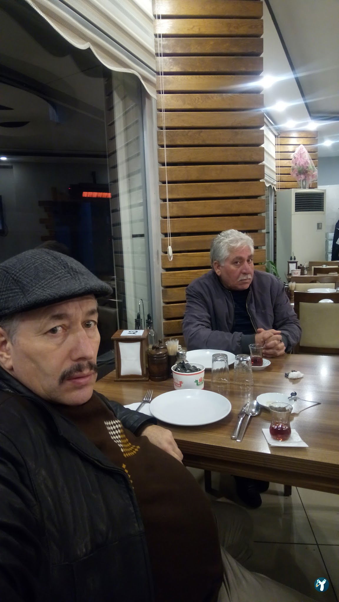 Köfteci Kara Arnavutköy Şubesi