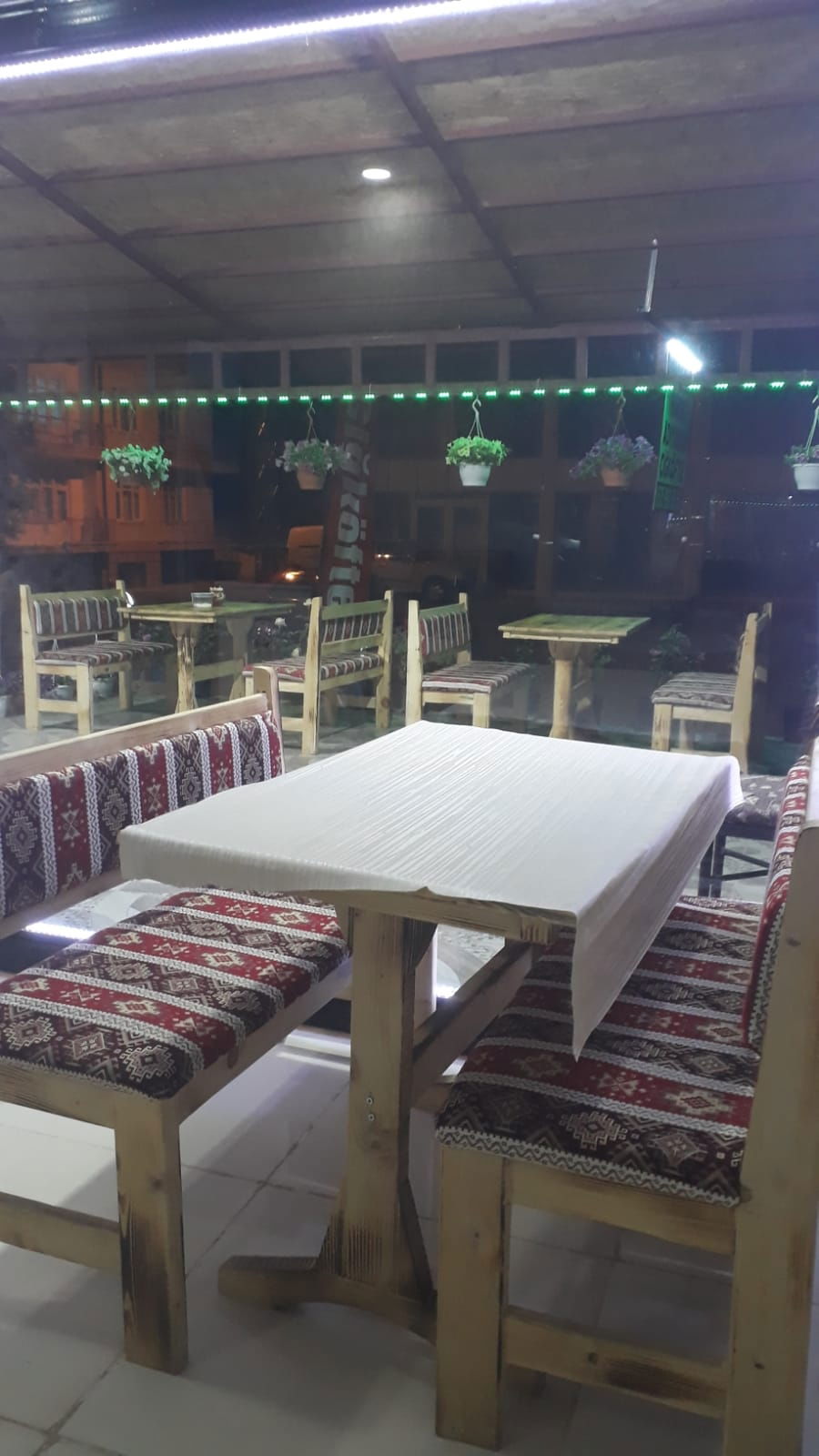 Çınaraltı Çiğköfte