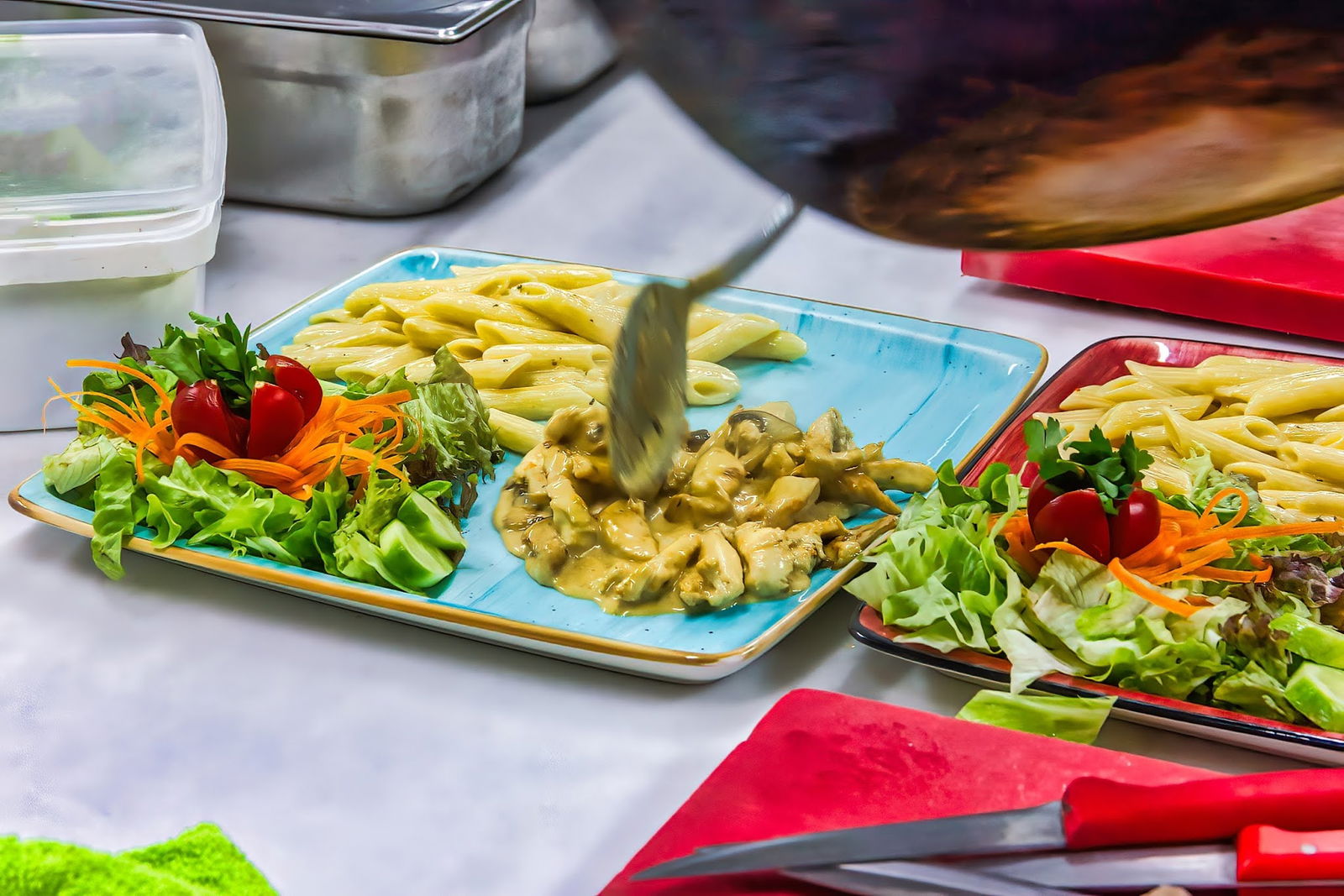 Dolphin Drinking Cafe