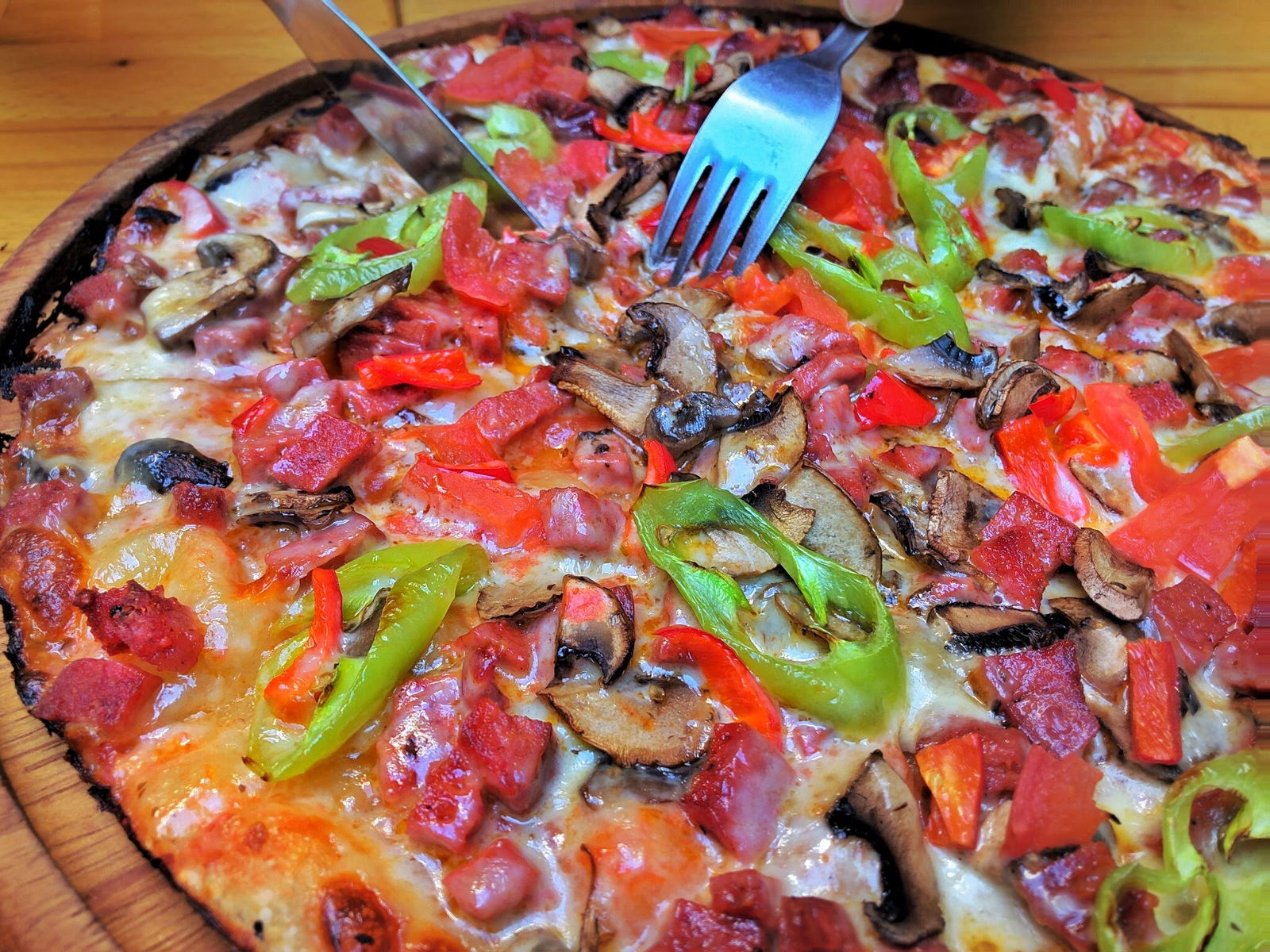 Dolphin Drinking Cafe