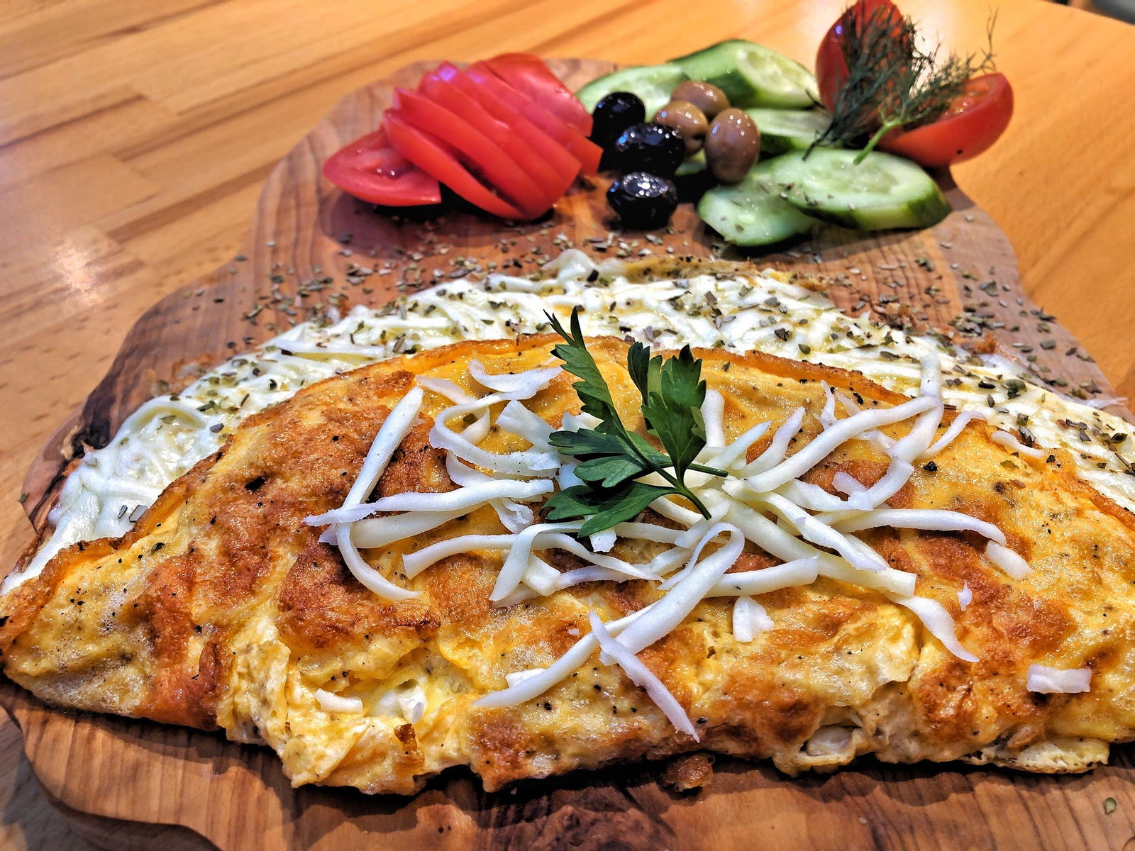 Dolphin Drinking Cafe