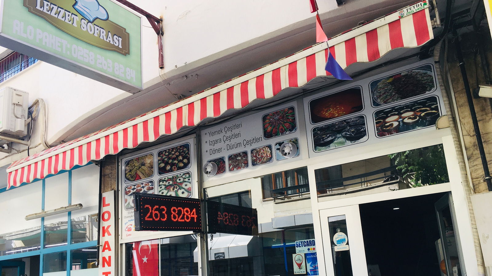 Nefi̇s Ev Yemekleri̇