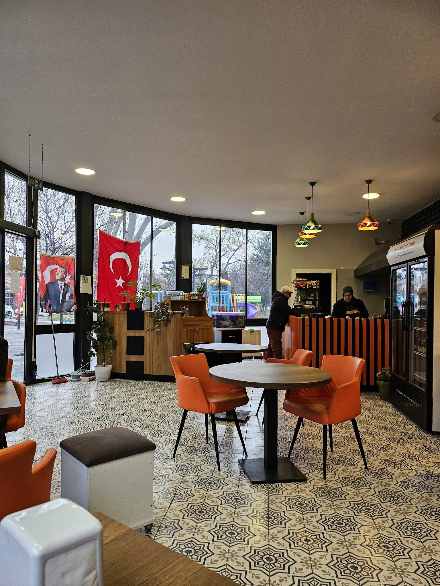 Kayaş Tarihi Çınaraltı Millet Kıraathanesi