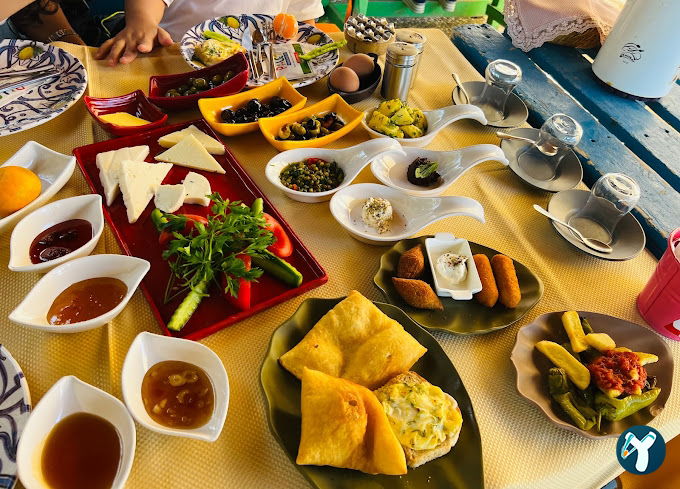 Palet Kahvaltı Evi & Cafe