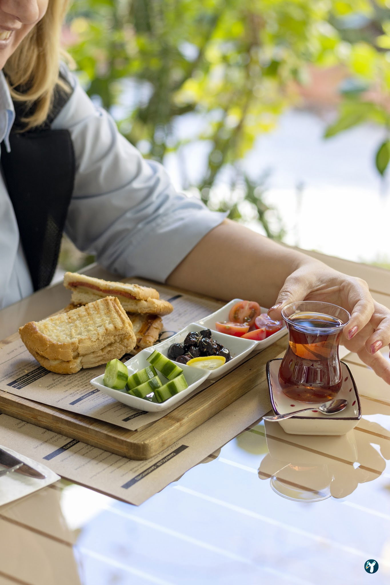 Sofa Nargile Cafe