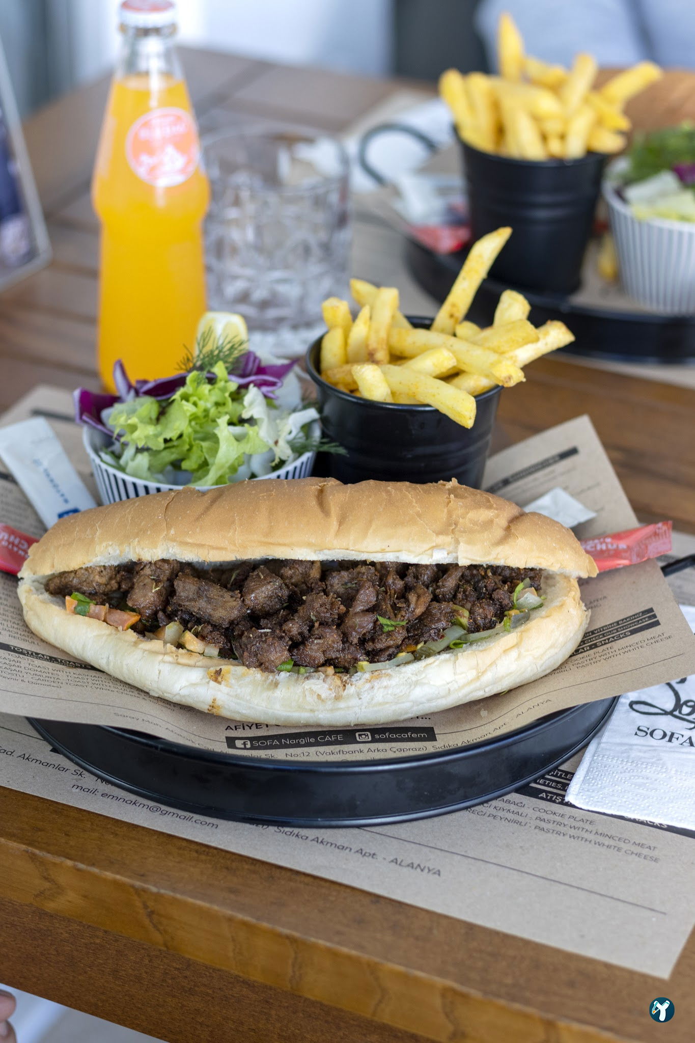 Sofa Nargile Cafe
