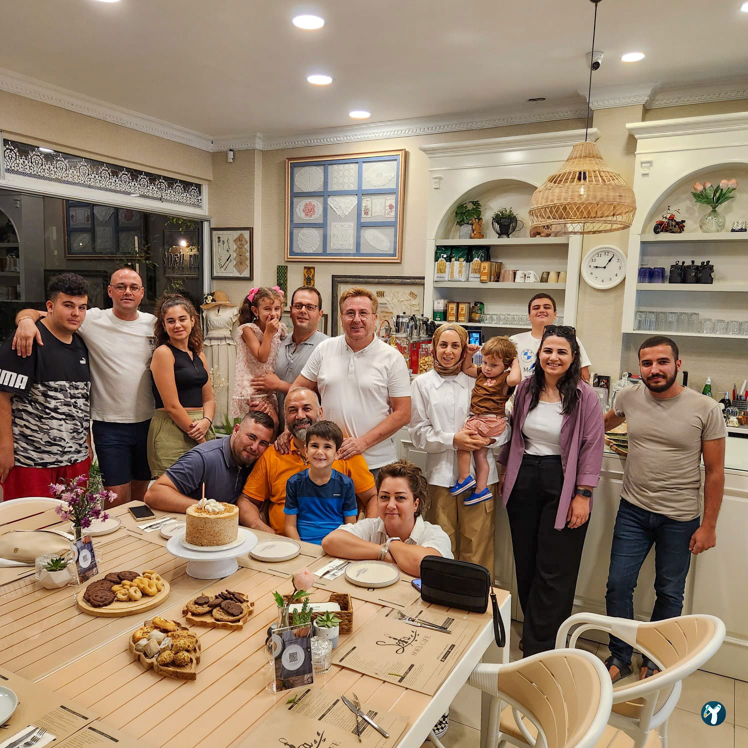 Sofa Nargile Cafe