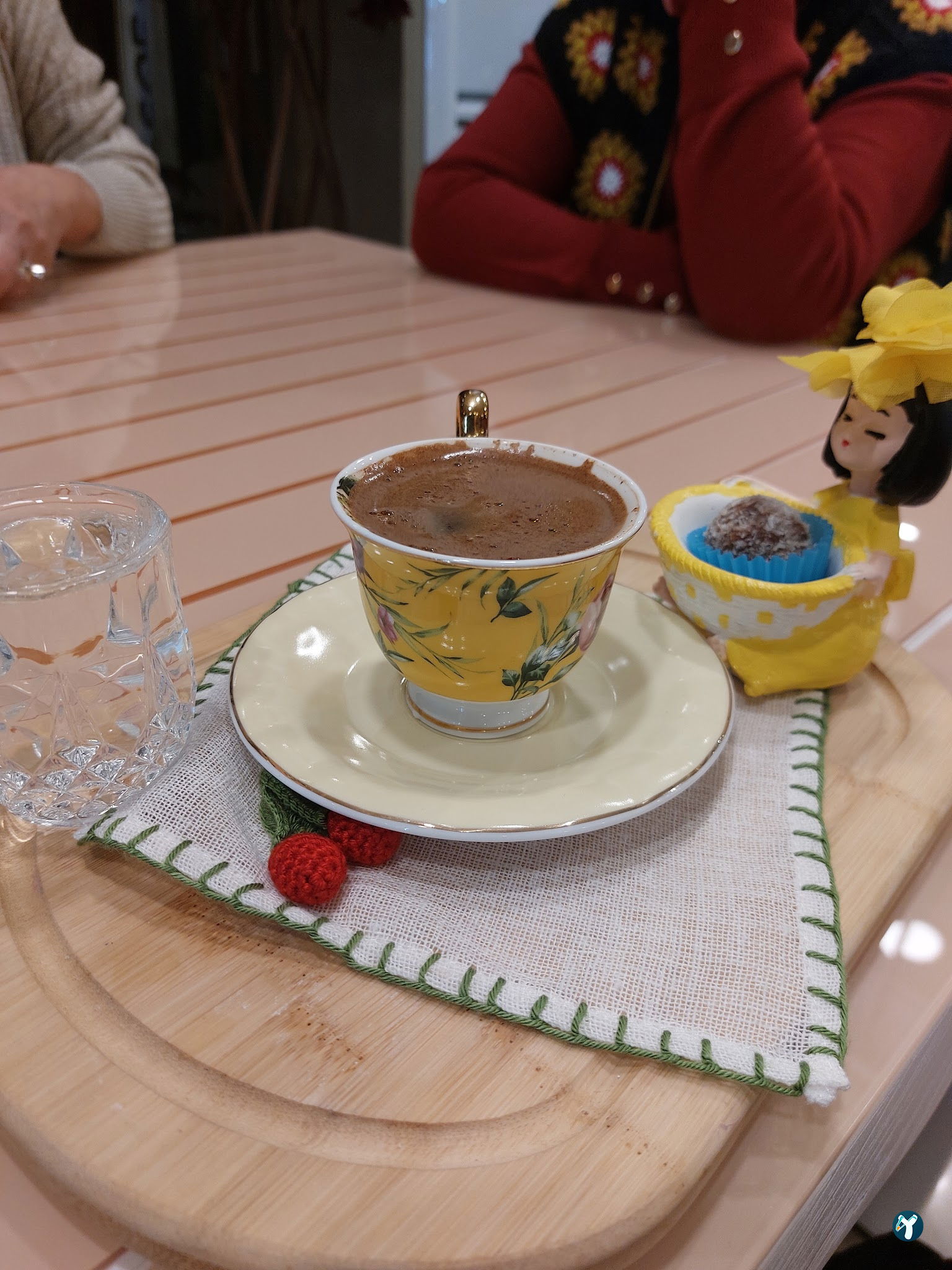 Sofa Nargile Cafe