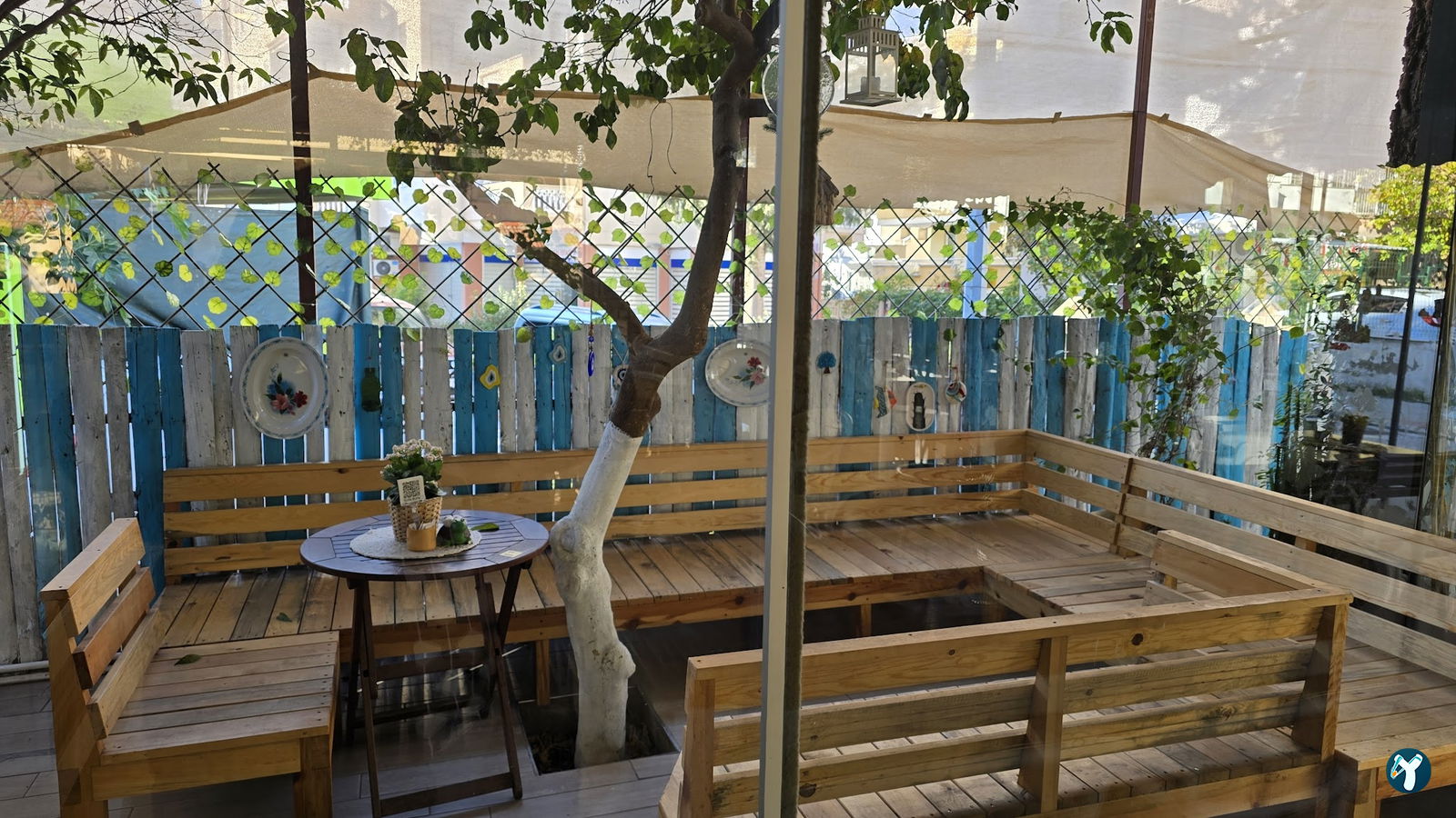 Sofa Nargile Cafe