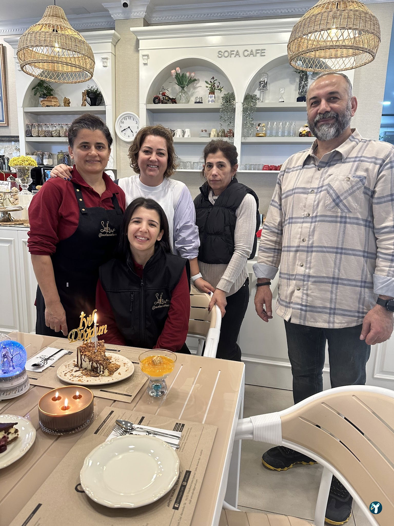 Sofa Nargile Cafe